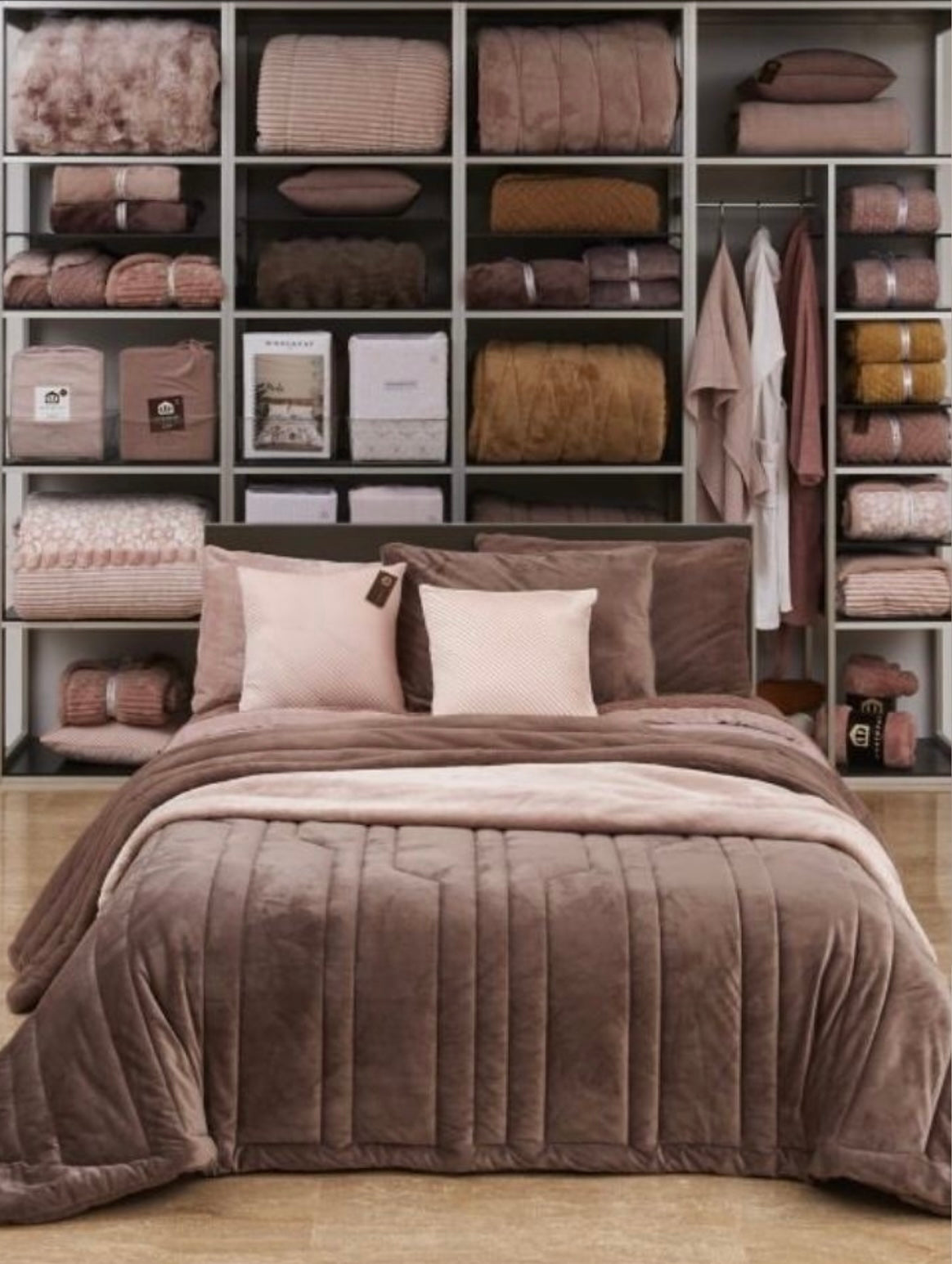Couette en Velours à Rayures Géométriques Marron