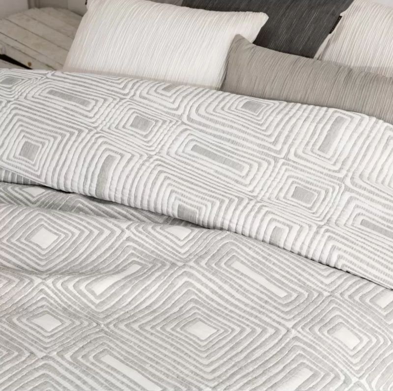 Couvre-Lit Jacquard Réversible ETNIA Gris