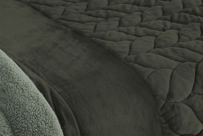 Couette Comforter PIC