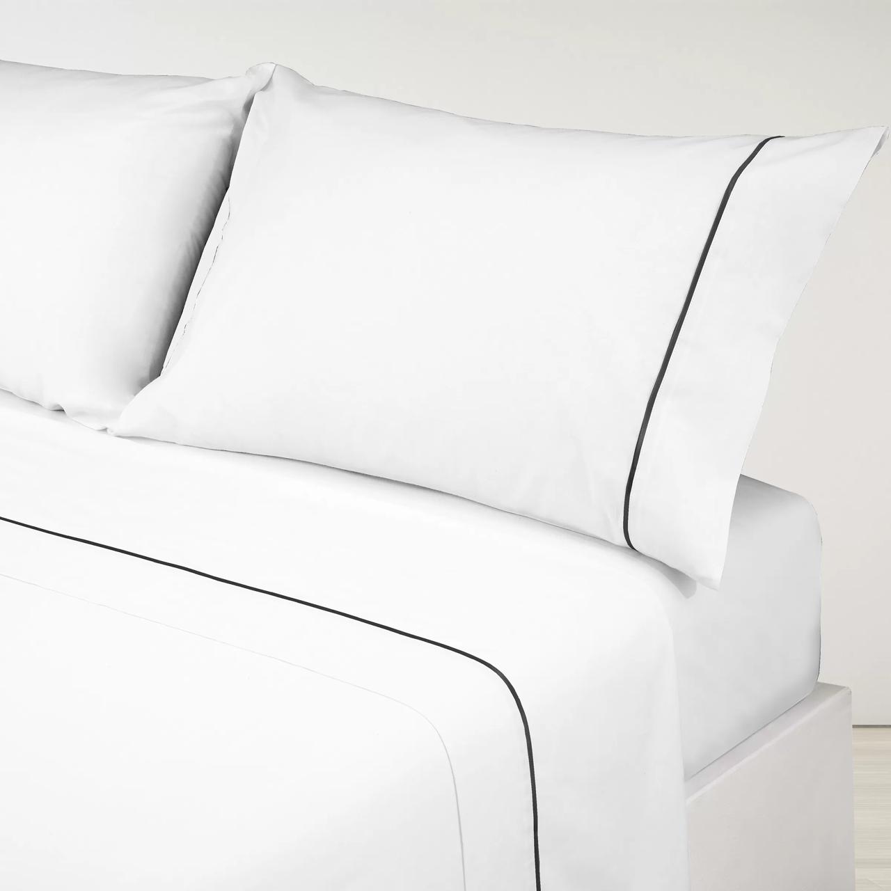 Parure de draps en Coton Blanc avec Bordure Noire