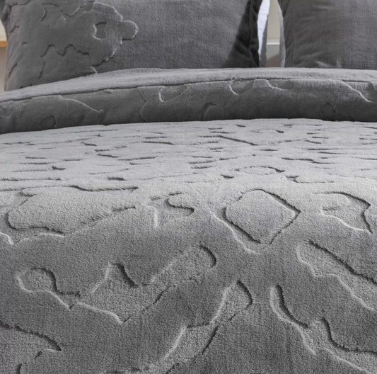 Couette en Fourrure à Motif Tribal ANAKA